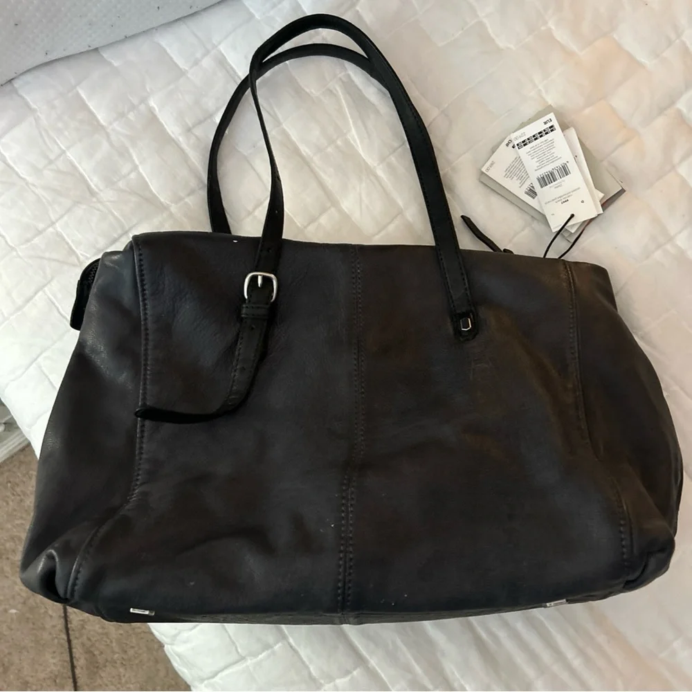 $348 NWT Liebeskind Doba Leather Shoulder Bag Tote - Picture 7 of 11